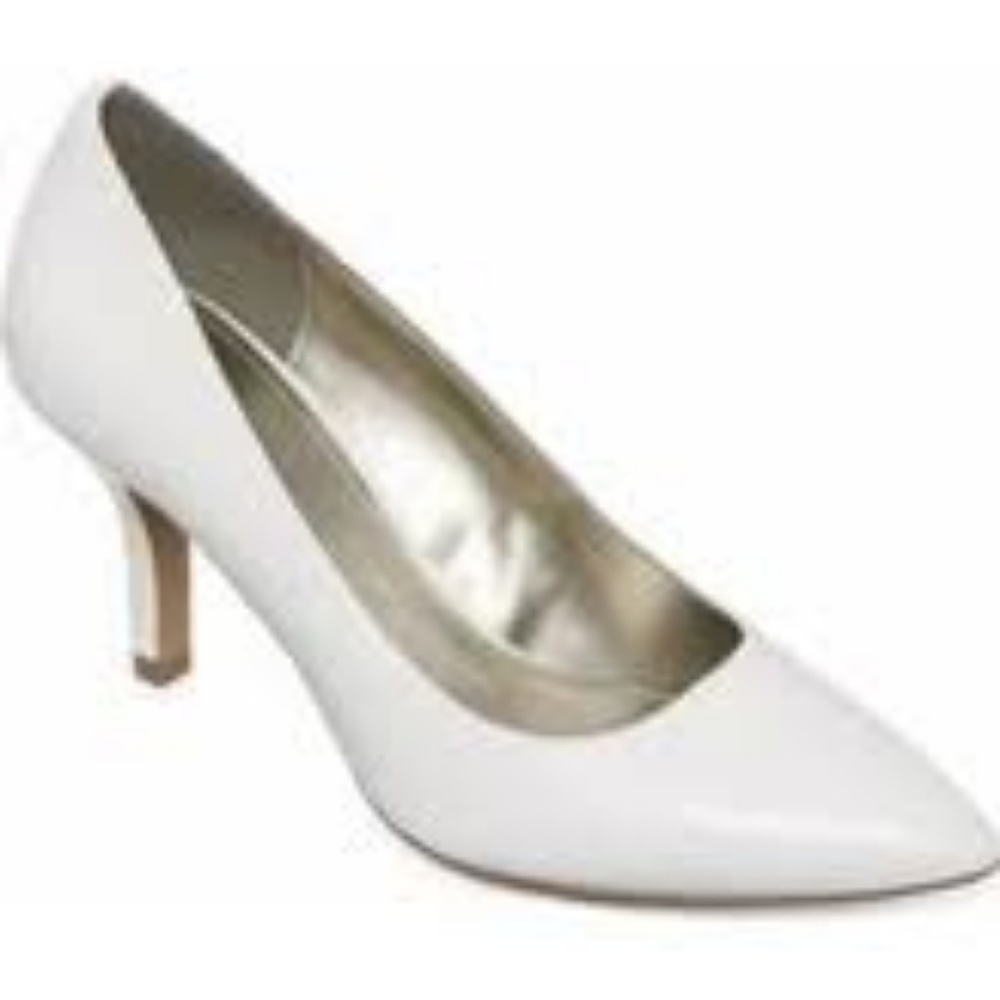 East 5th Women's  Dorit Heels White New - Picture 2 of 8